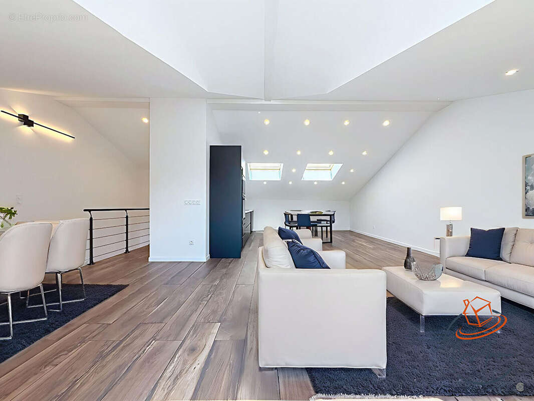 Appartement à BELLEGARDE-SUR-VALSERINE