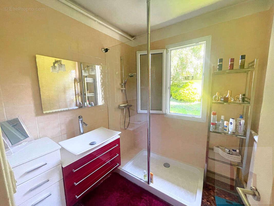 Maison à NEUILLY-PLAISANCE