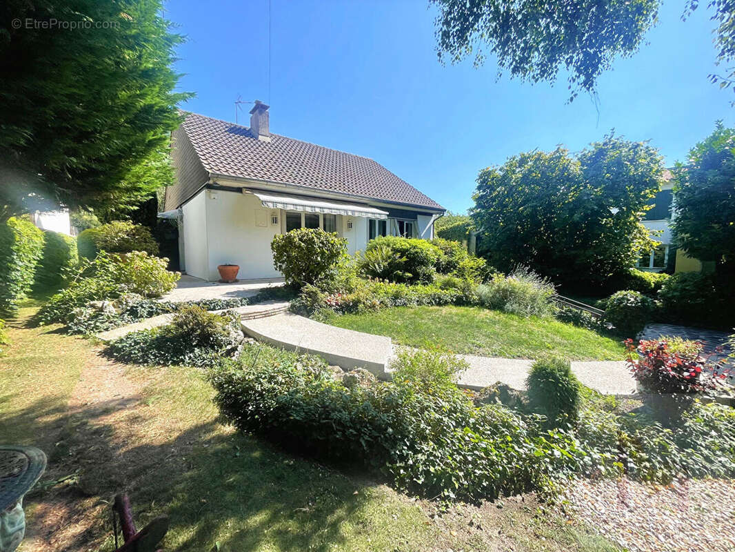 Maison à NEUILLY-PLAISANCE