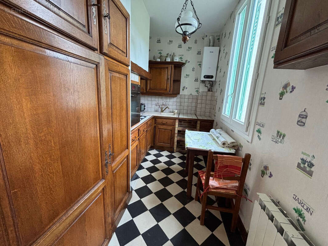 Appartement à FOURCHAMBAULT