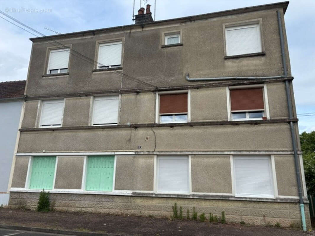 Appartement à FOURCHAMBAULT