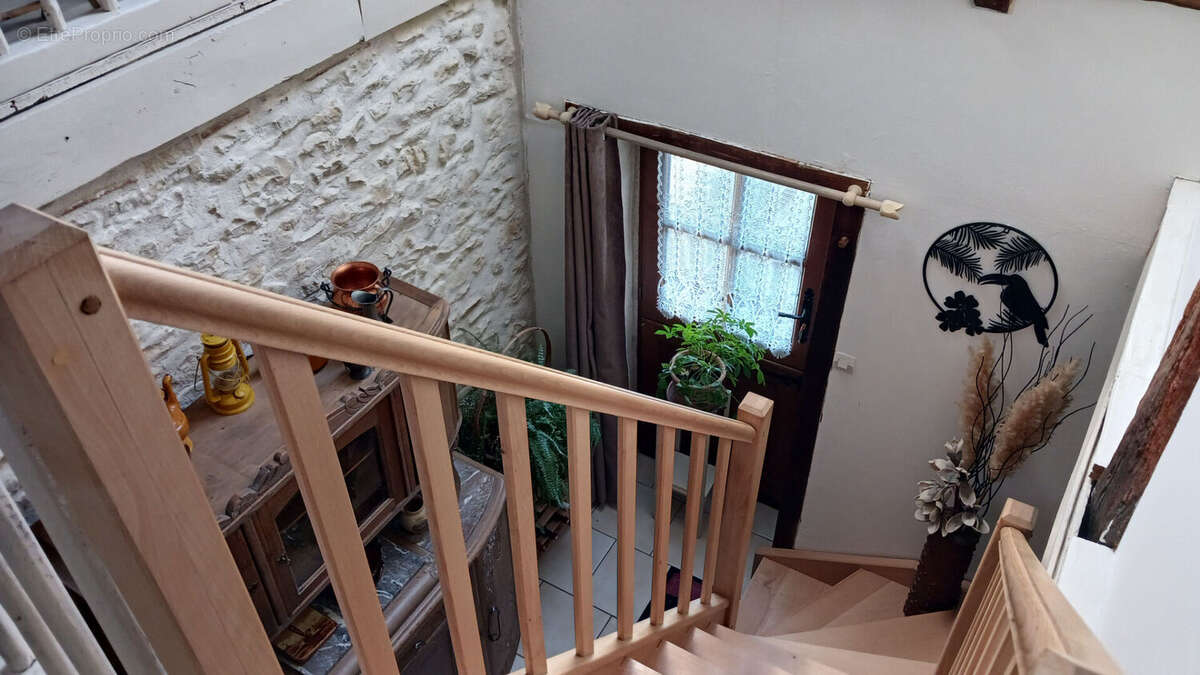 Maison à MENETOU-COUTURE