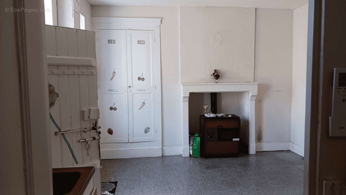 Maison à LA GUERCHE-SUR-L&#039;AUBOIS