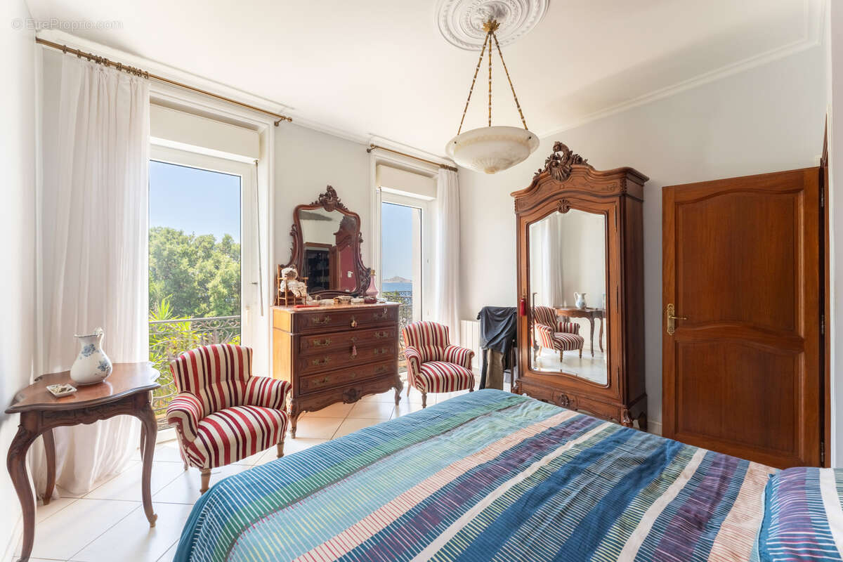 Maison à MARSEILLE-7E