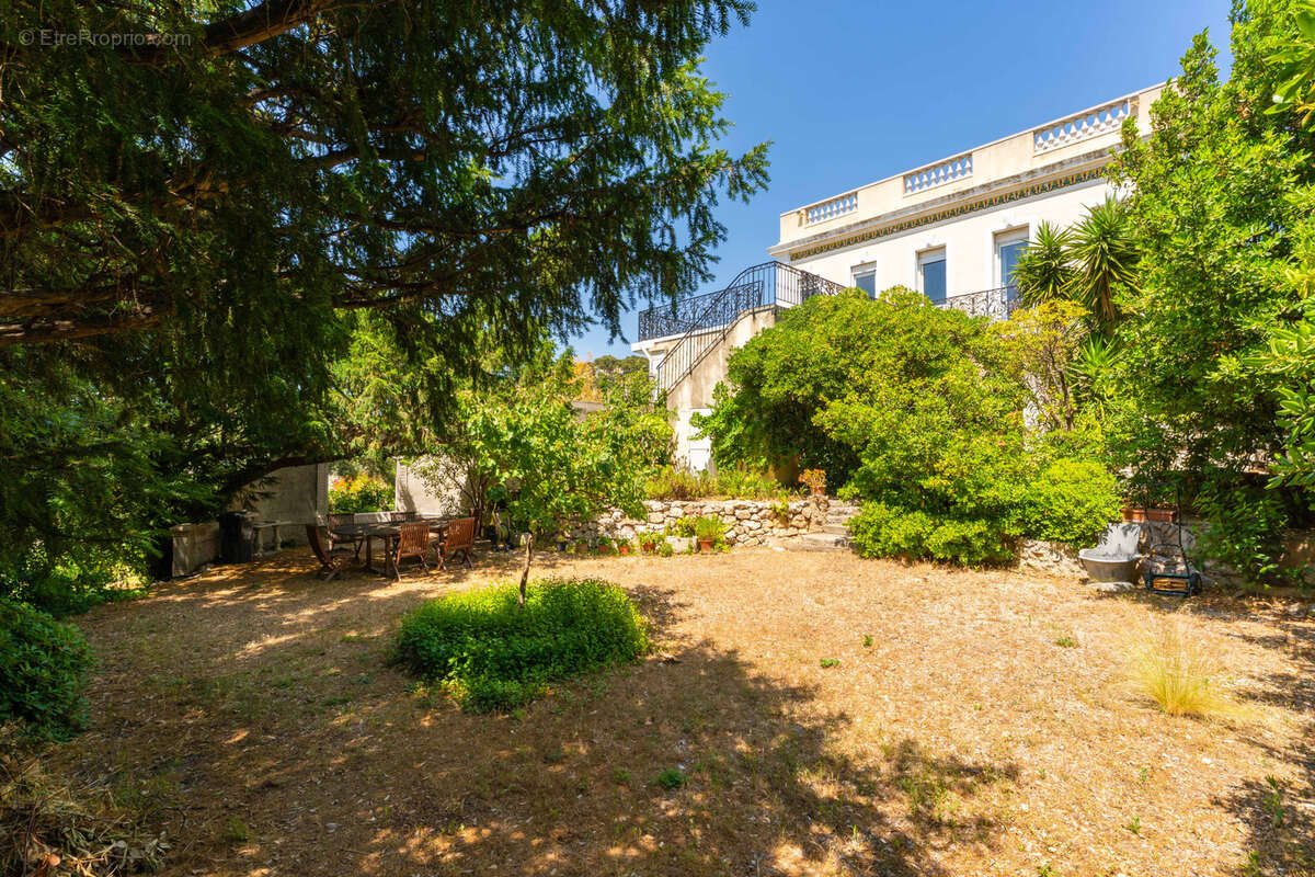 Maison à MARSEILLE-7E