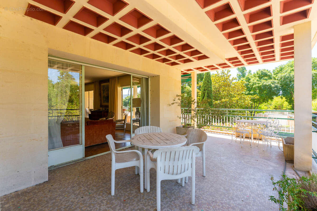 Appartement à MARSEILLE-8E