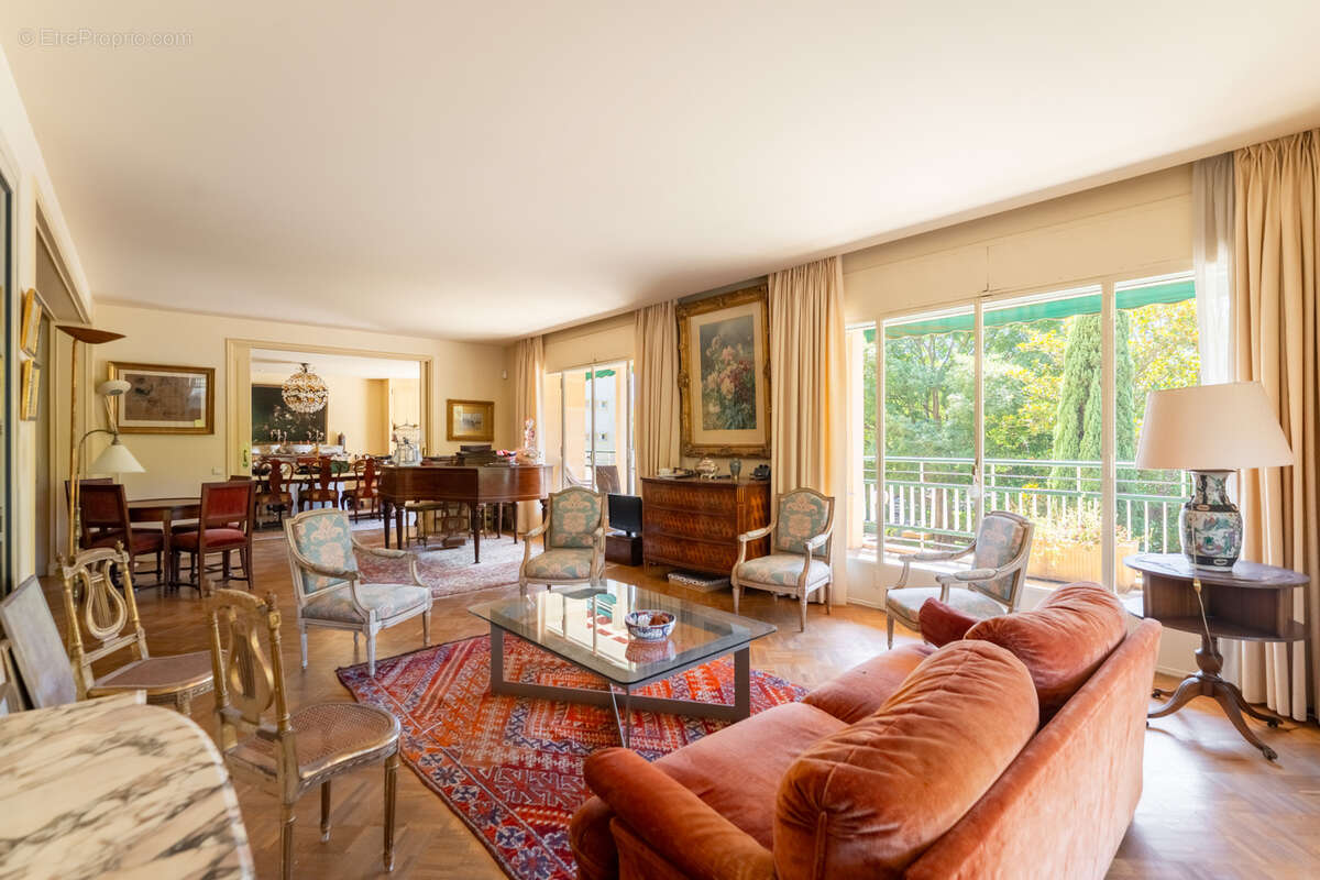 Appartement à MARSEILLE-8E