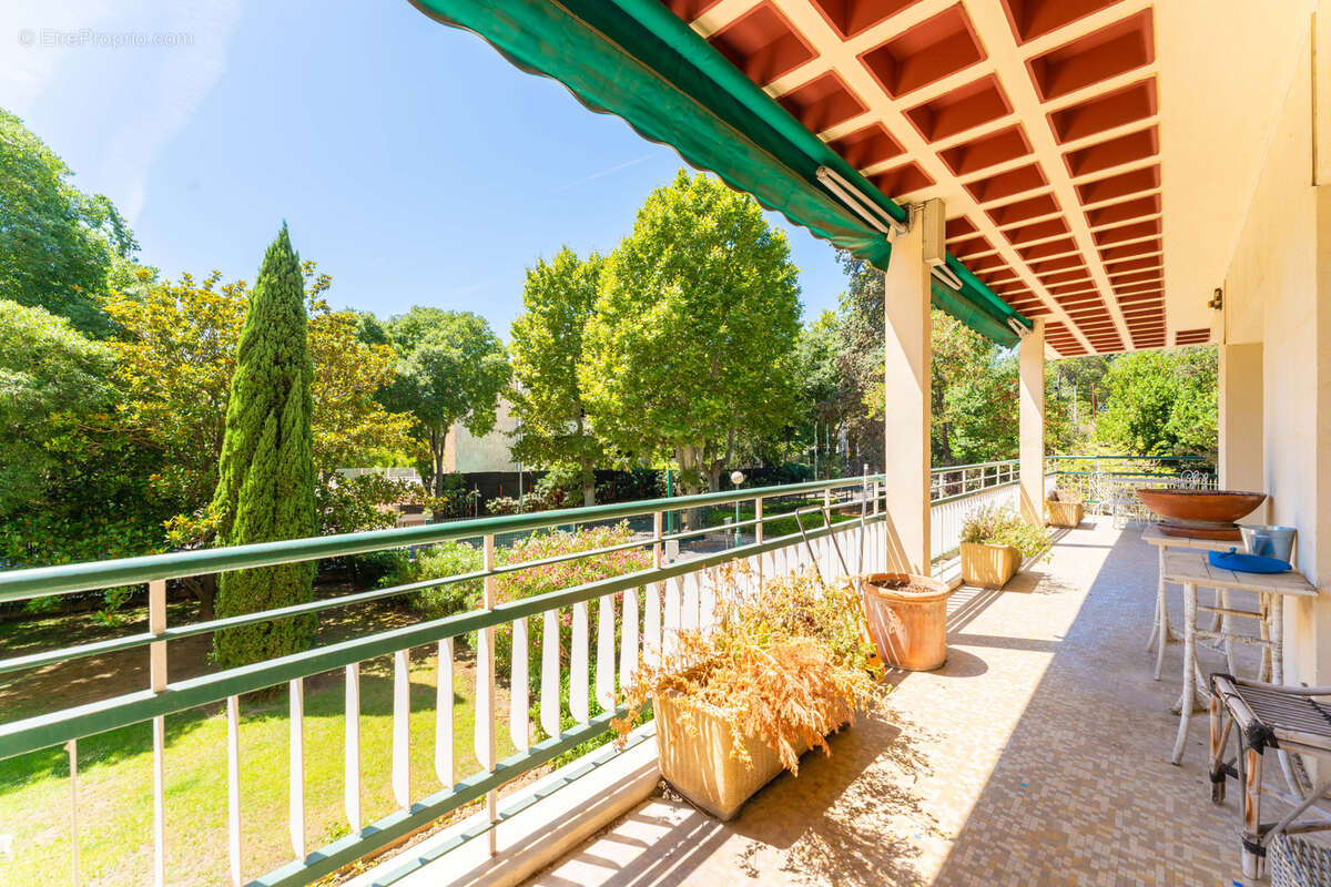 Appartement à MARSEILLE-8E