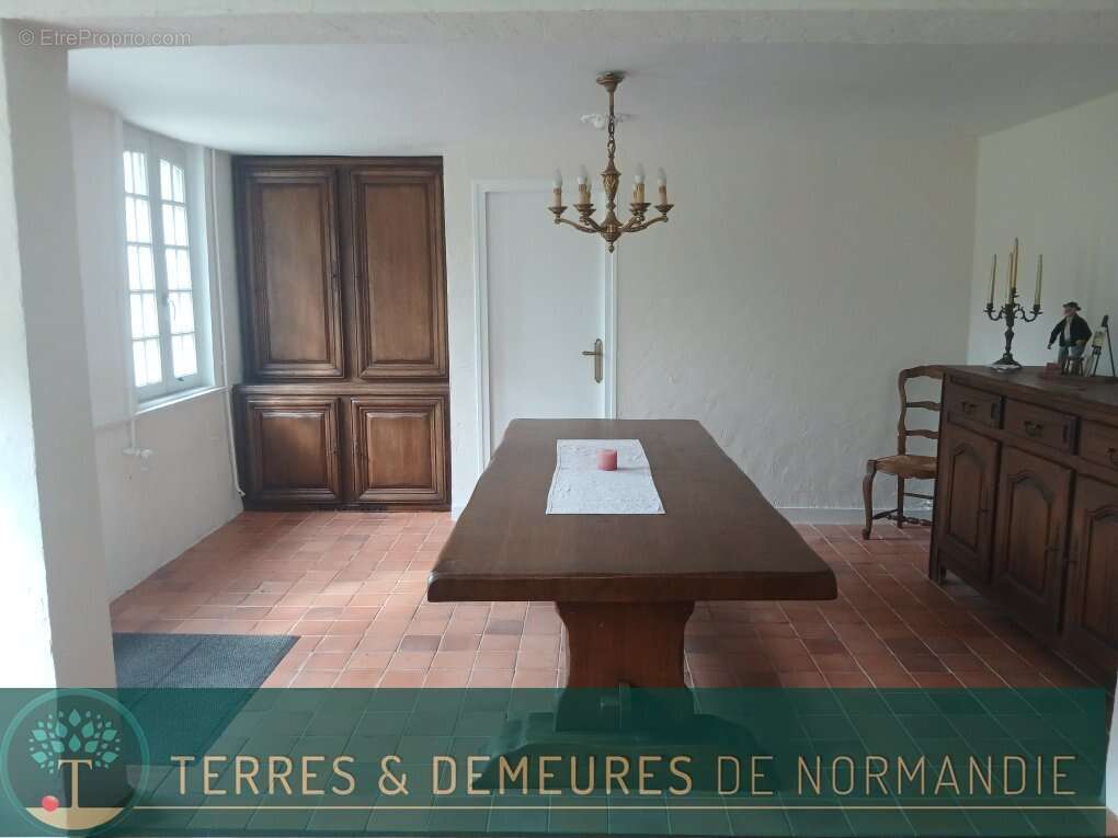 Maison à BERNAY