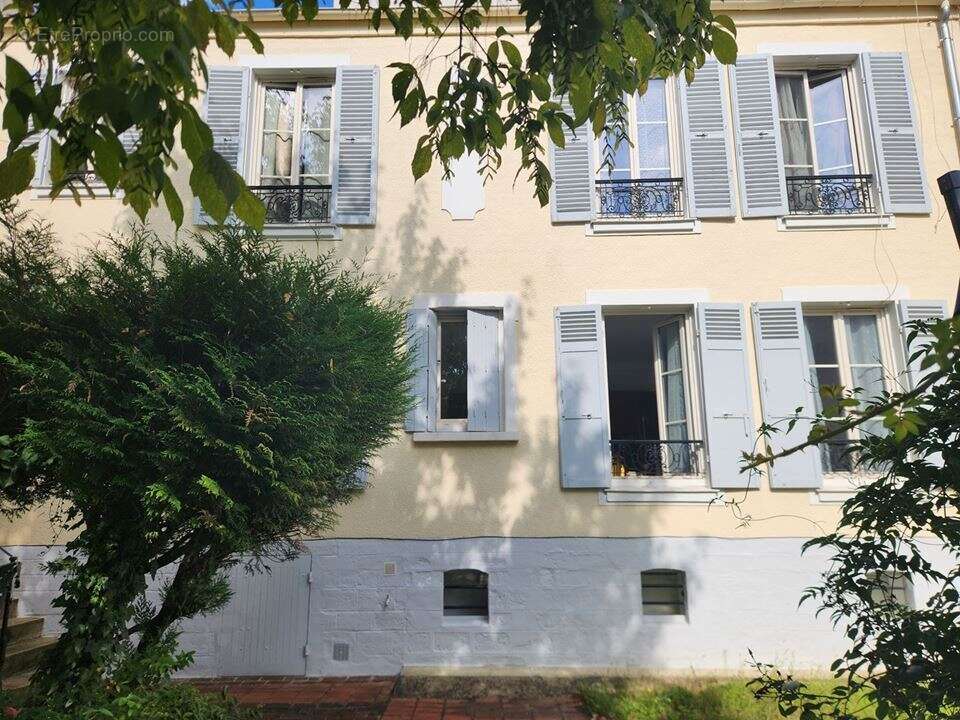 Maison à BOIS-COLOMBES