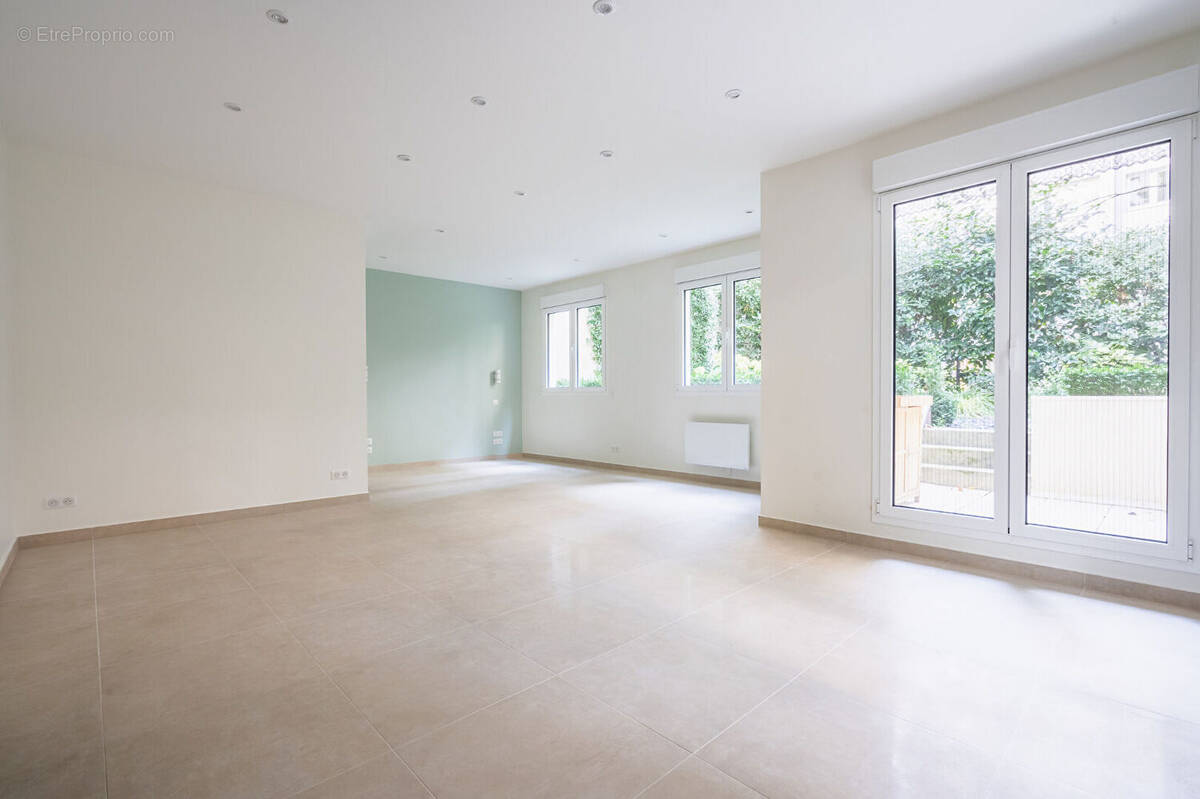 Appartement à PARIS