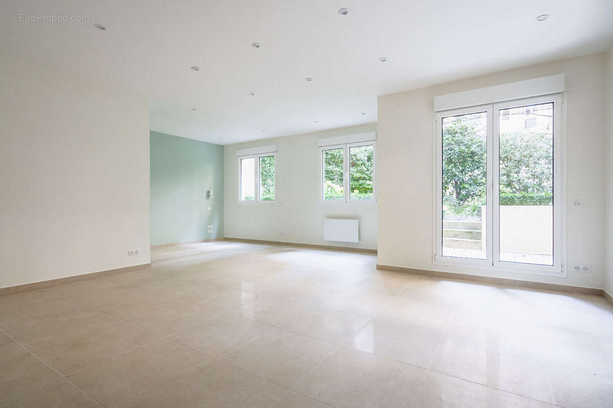 Appartement à PARIS