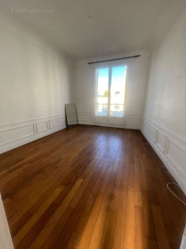 Appartement à PARIS-20E