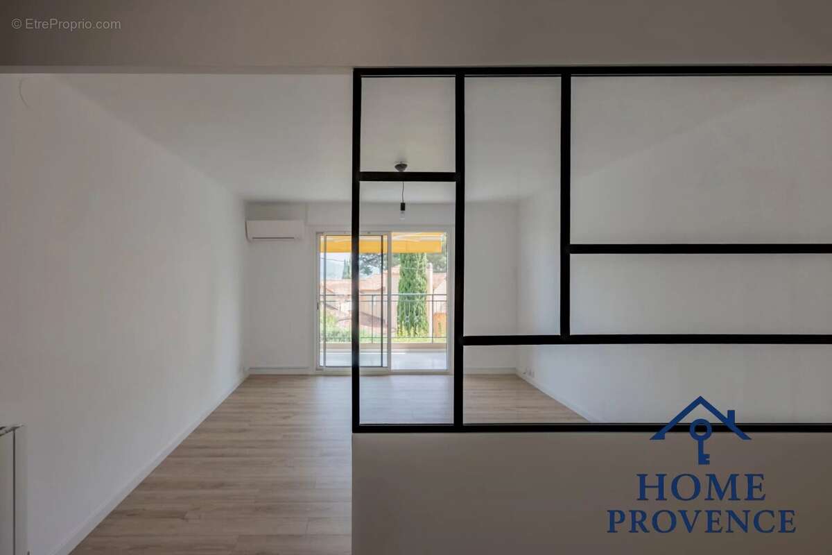 Appartement à SANARY-SUR-MER