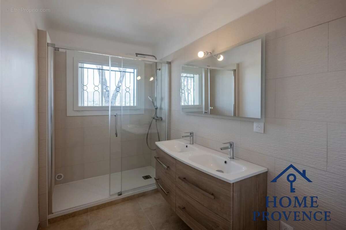 Appartement à SANARY-SUR-MER