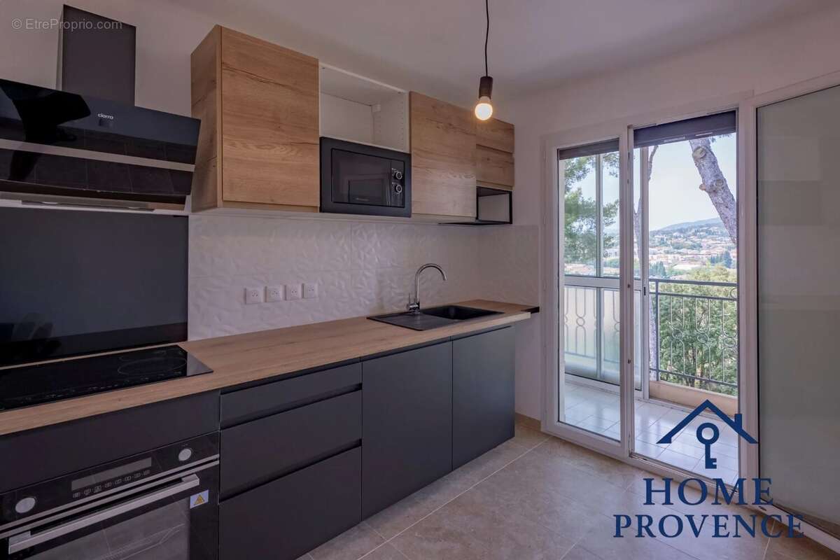 Appartement à SANARY-SUR-MER