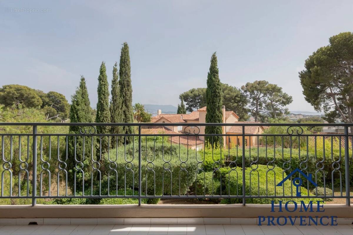 Appartement à SANARY-SUR-MER