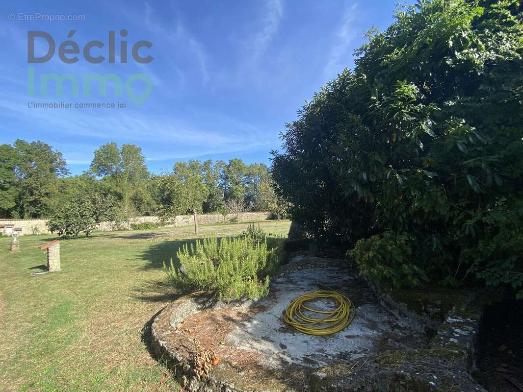 Maison à TONNAY-CHARENTE