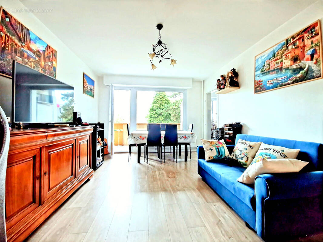 Appartement à BASSENS