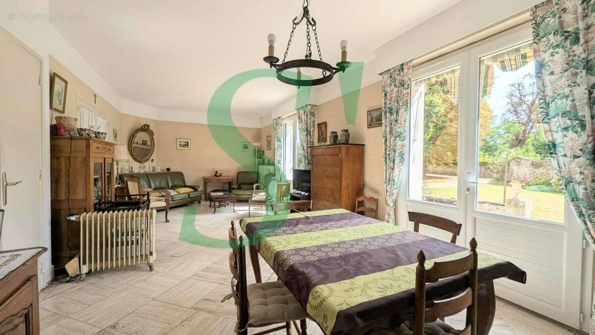 Maison à CHAUMONT-EN-VEXIN