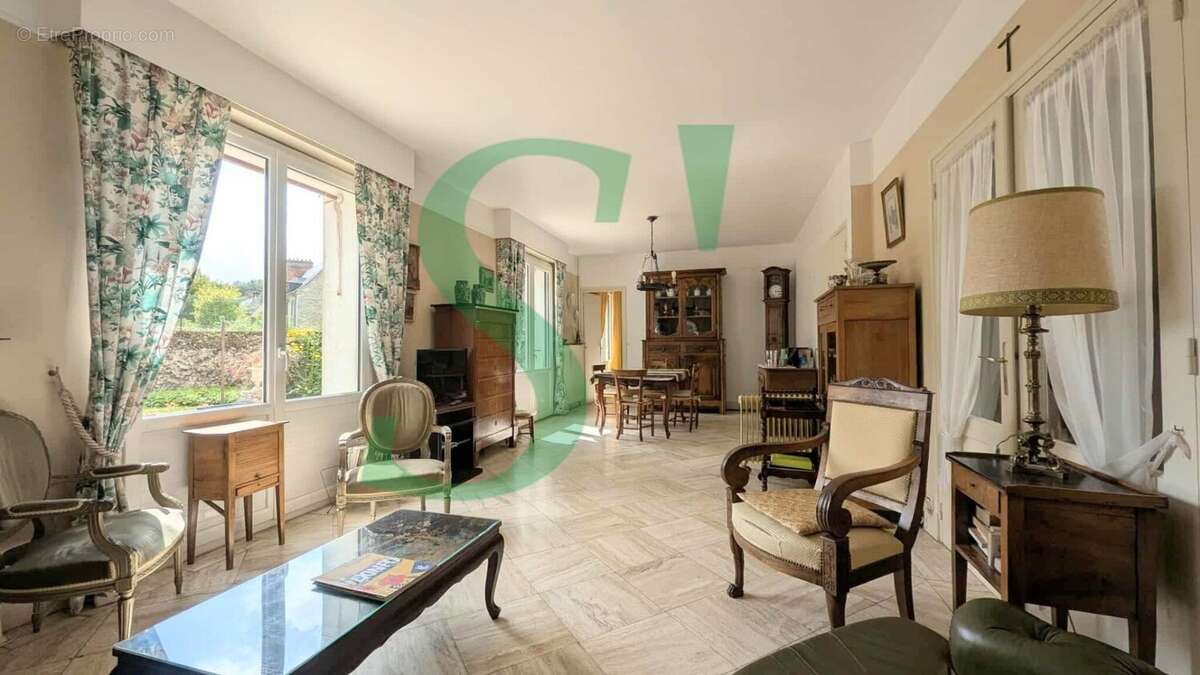 Maison à CHAUMONT-EN-VEXIN