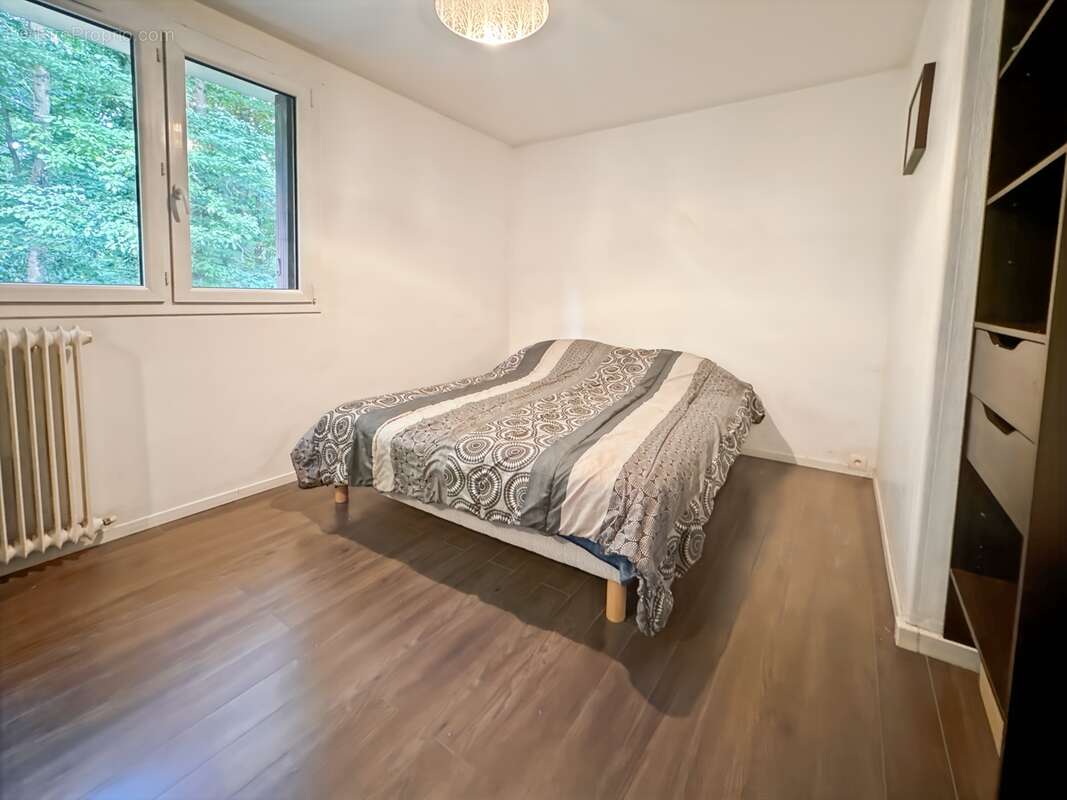 Appartement à SAINT-CYR-L&#039;ECOLE