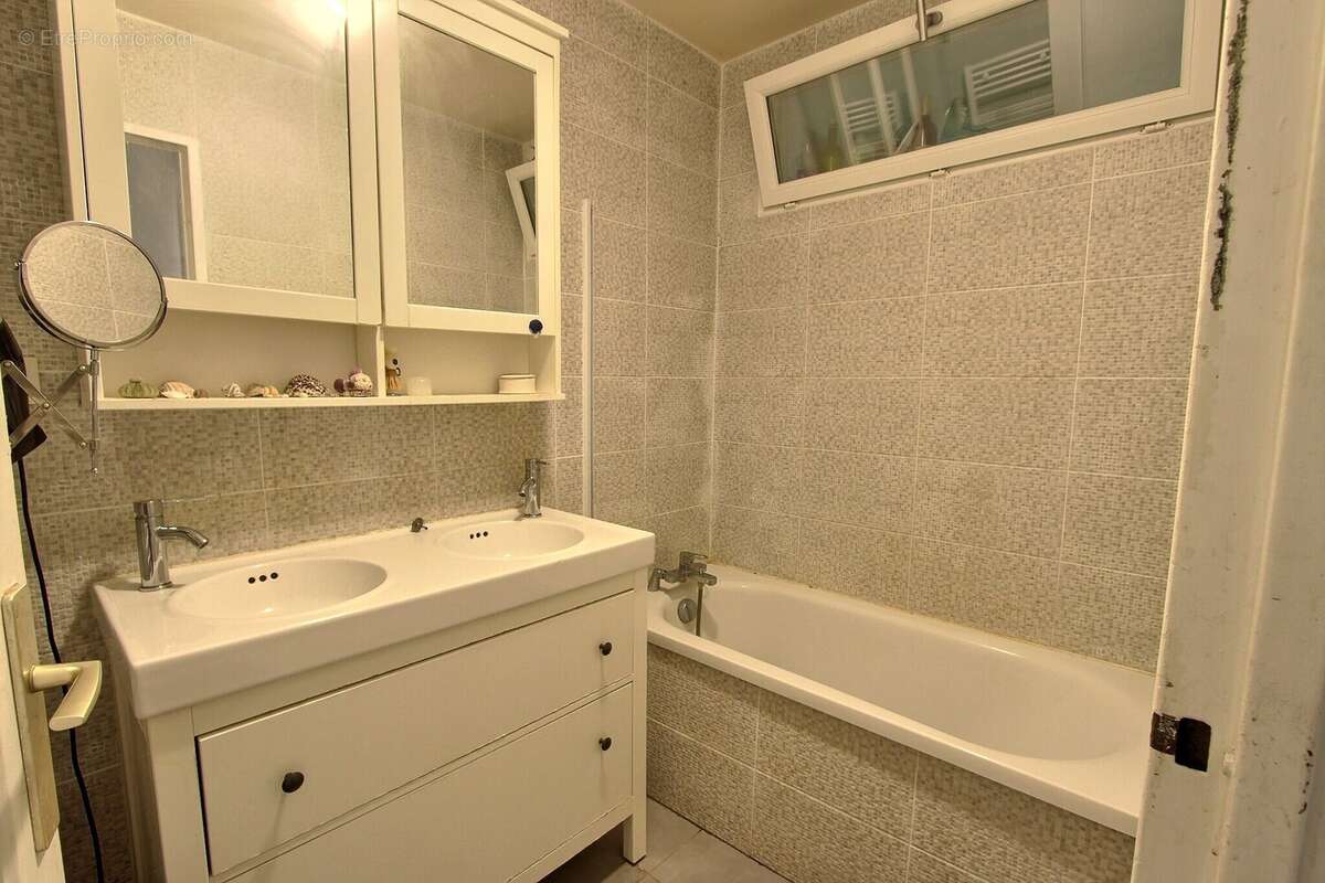 Appartement à SAINT-CYR-L&#039;ECOLE