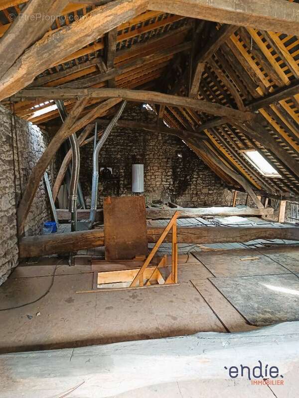 Maison à SAINTE-MAURE-DE-TOURAINE