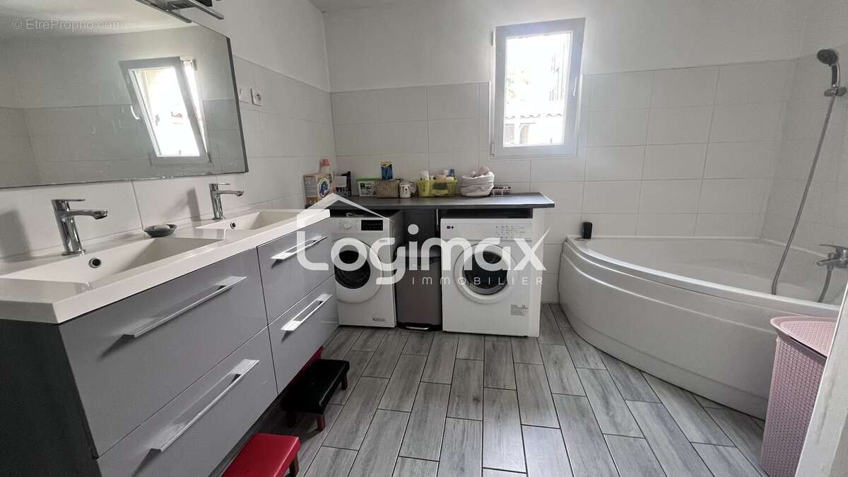 Maison à LA ROCHELLE