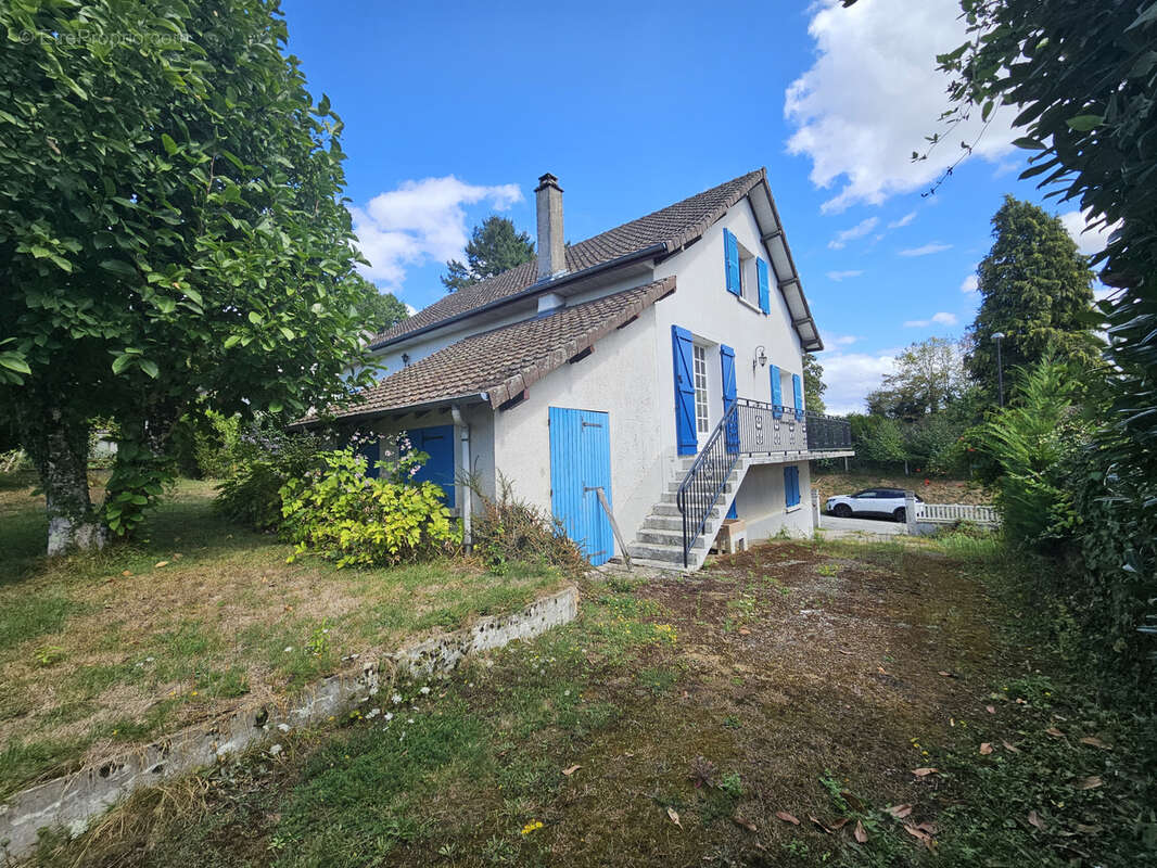 Maison à SAINT-BONNET-BRIANCE