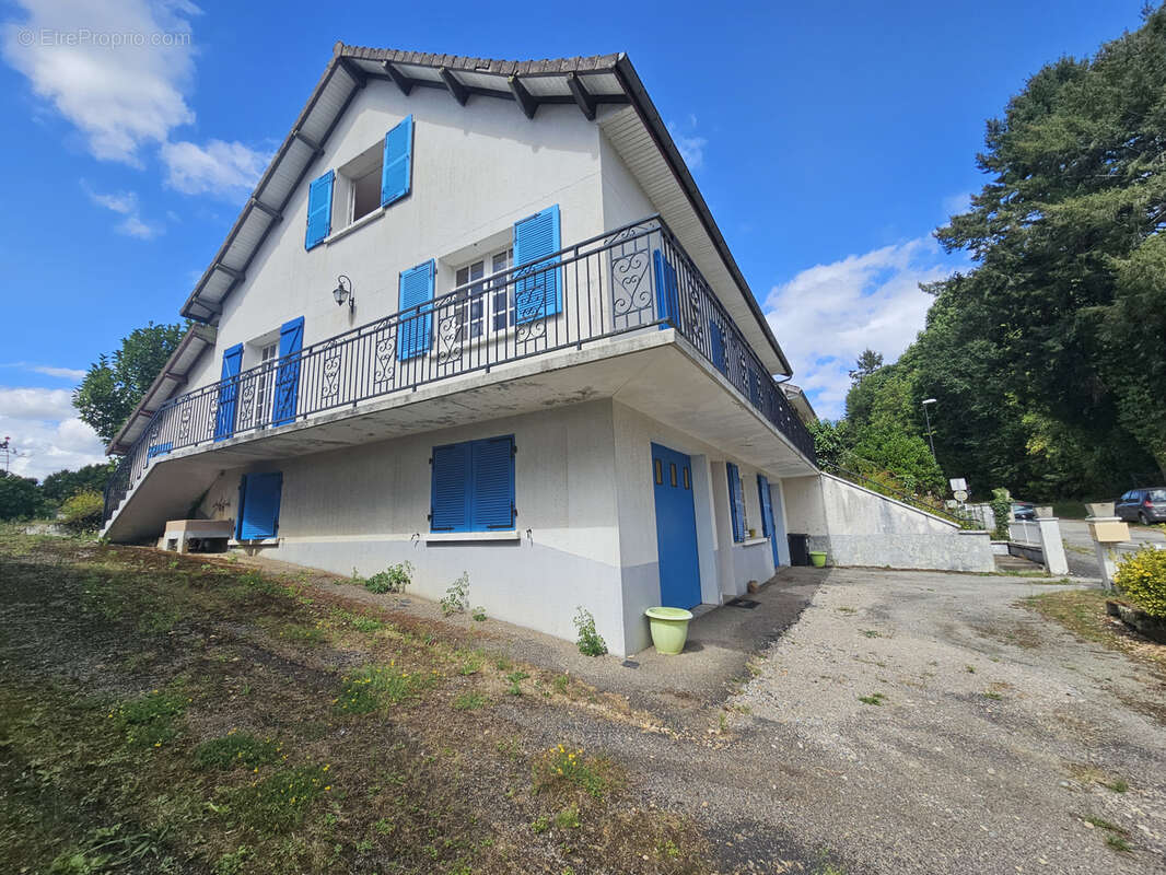 Maison à SAINT-BONNET-BRIANCE