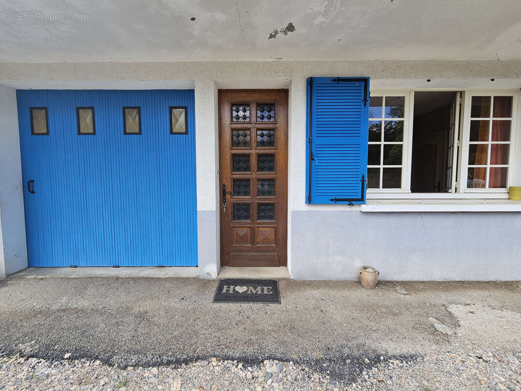 Maison à SAINT-BONNET-BRIANCE