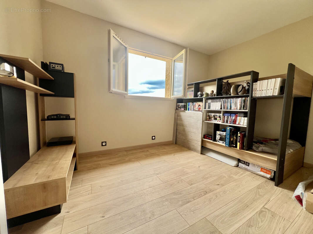 Maison à TERRASSON-LAVILLEDIEU