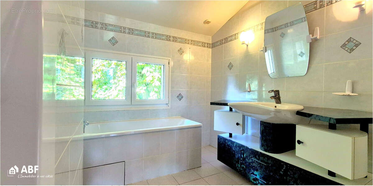 Maison à SAINTE-MARGUERITE-SUR-MER