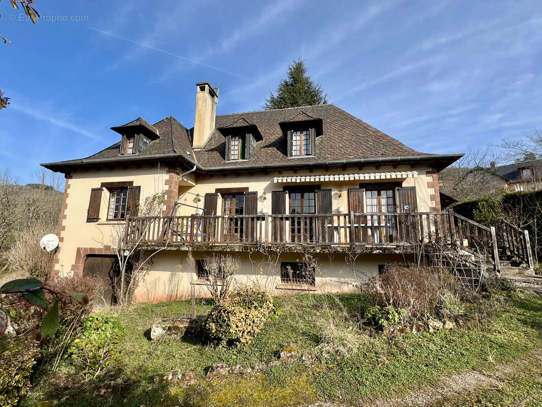 Maison à VILLECOMTAL