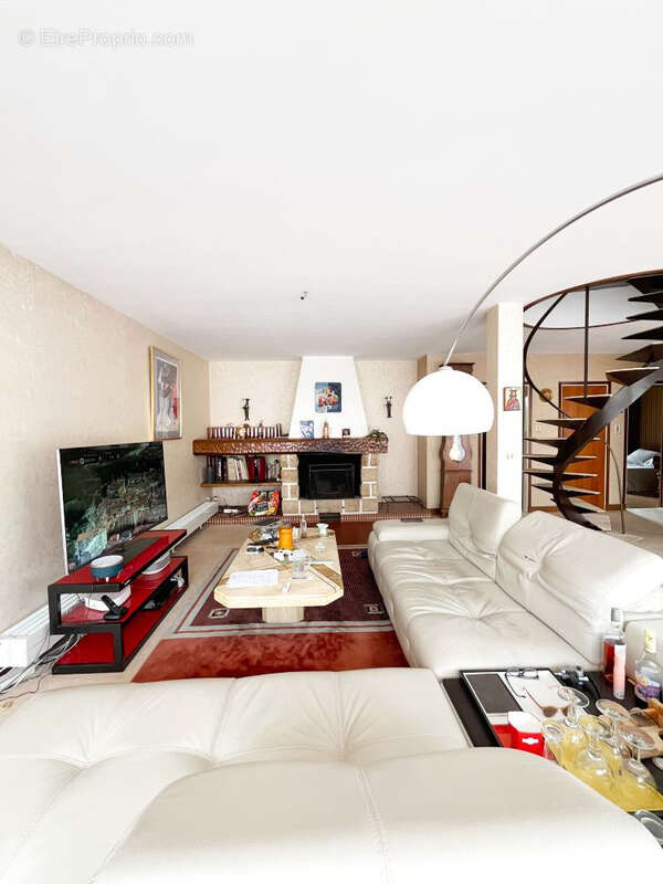 Maison à CLERMONT-FERRAND