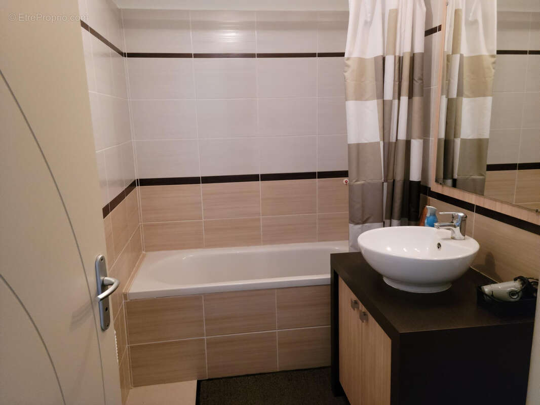 Appartement à FLEURY