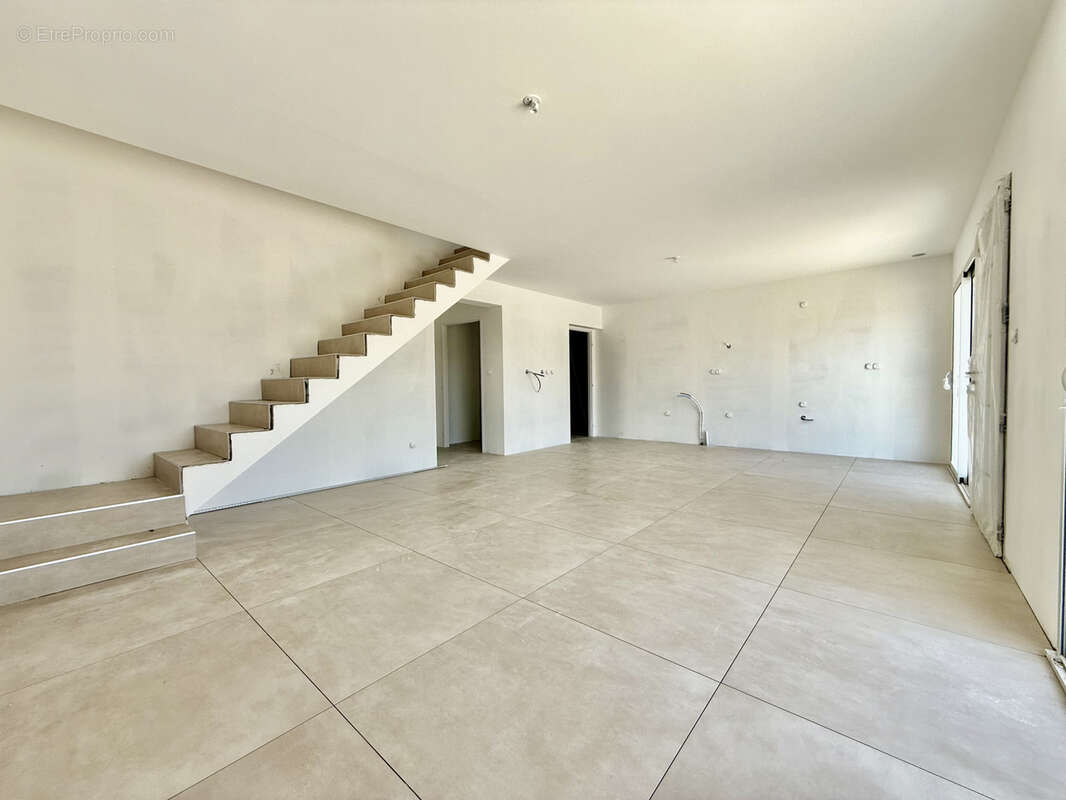 Maison à SAINT-ANDRE-LE-GAZ