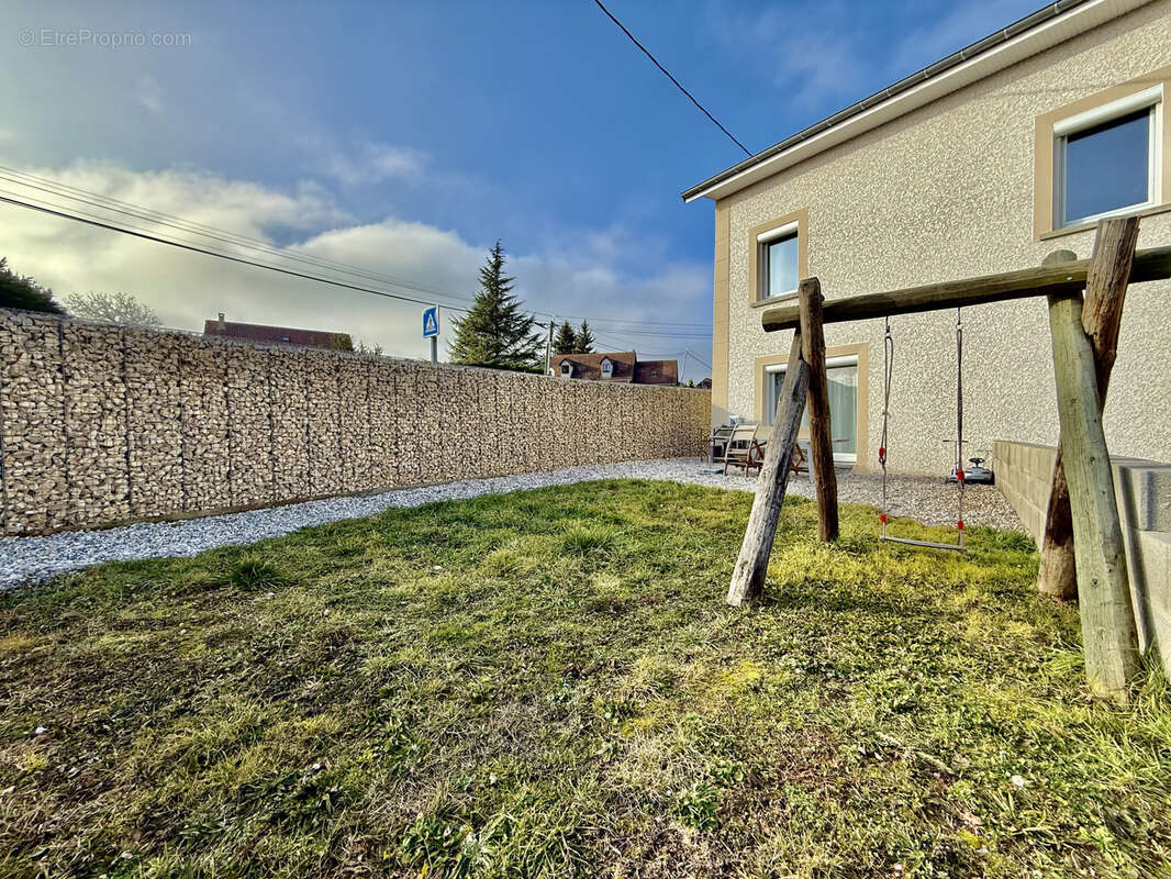 Maison à SAINT-JEAN-DE-SOUDAIN