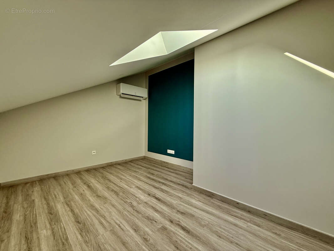 Maison à SAINT-JEAN-DE-SOUDAIN