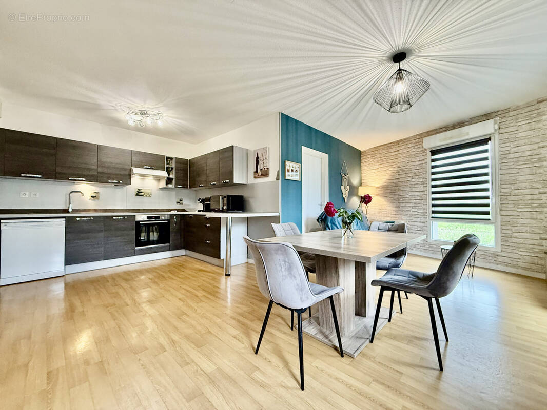 Appartement à L&#039;ISLE-D&#039;ABEAU