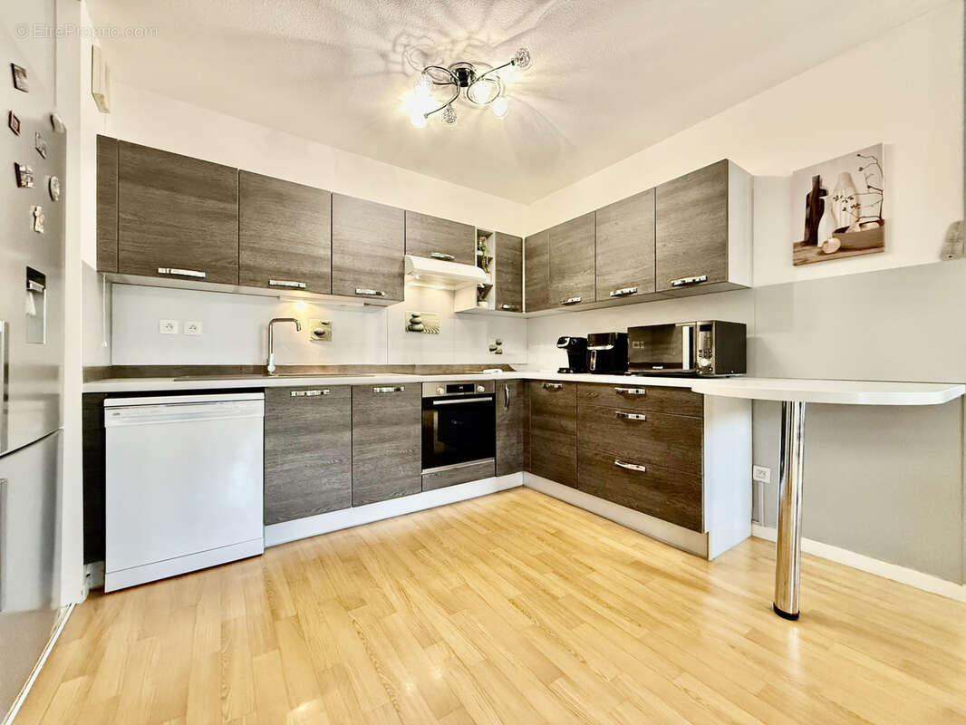 Appartement à L&#039;ISLE-D&#039;ABEAU