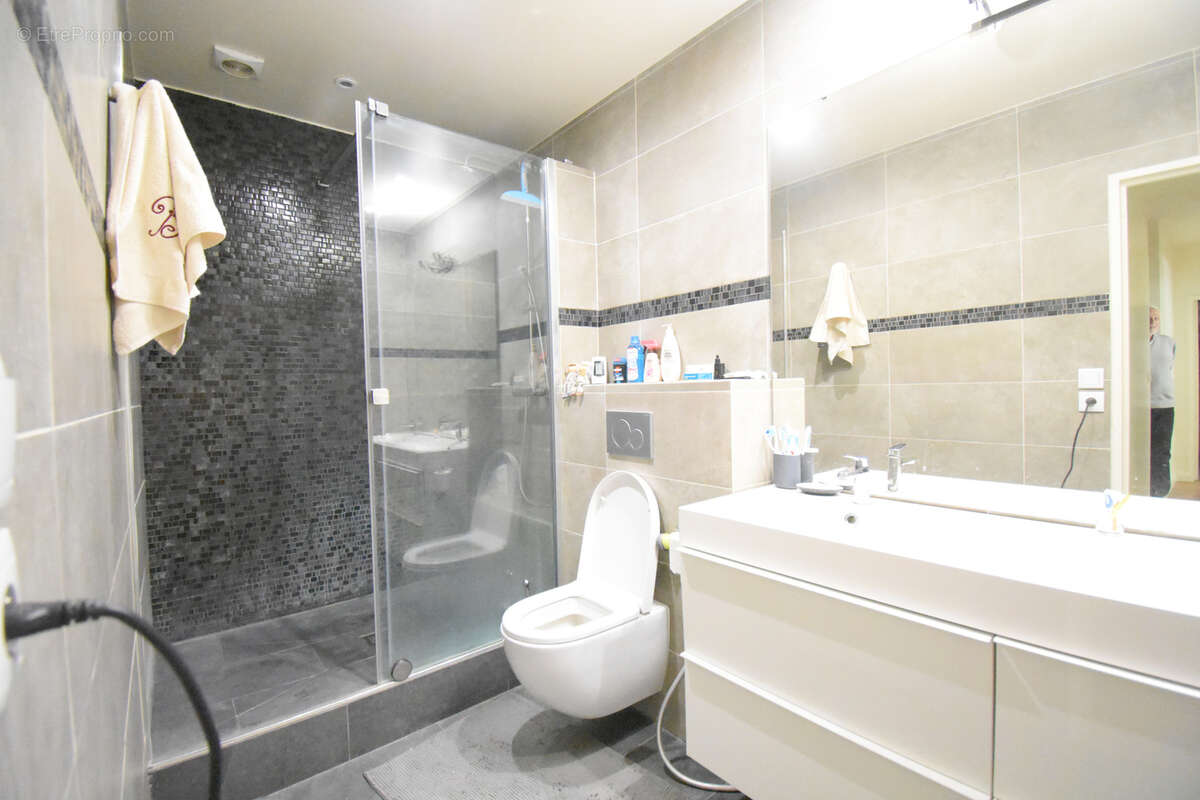 Appartement à VILLE-D&#039;AVRAY