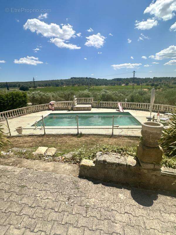 Maison à PELISSANNE