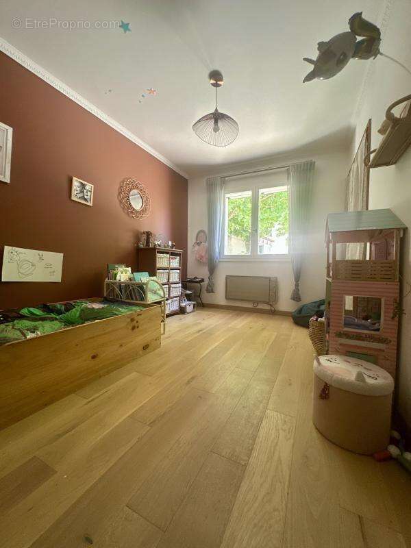 Maison à PELISSANNE