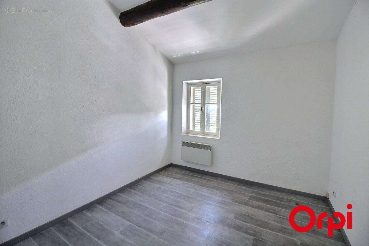 Appartement à MARSEILLE-9E