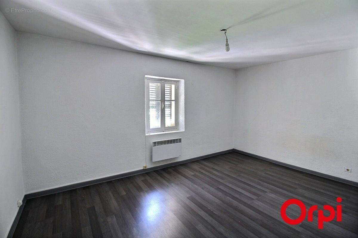 Appartement à MARSEILLE-9E