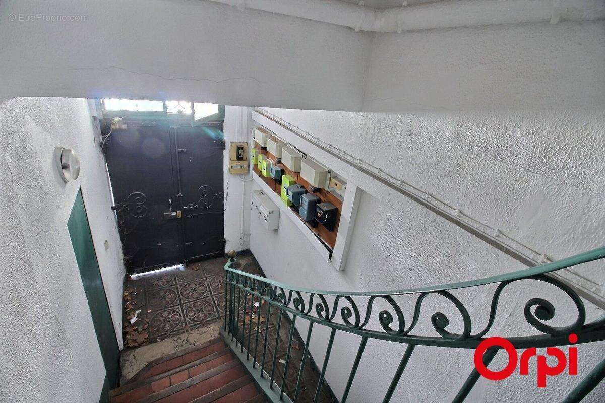 Appartement à MARSEILLE-9E