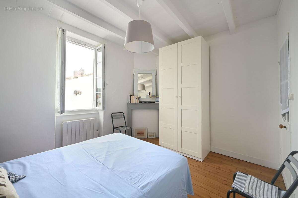 Maison à LES PORTES-EN-RE