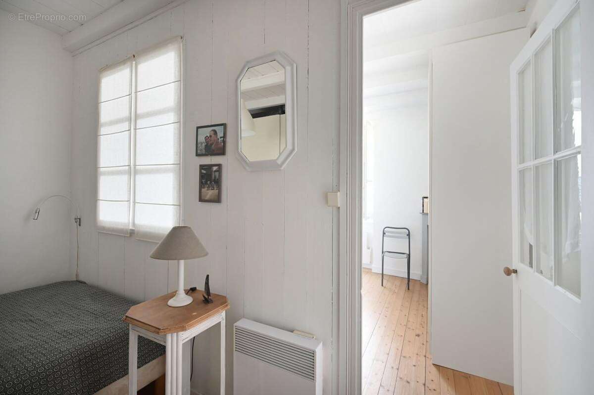 Maison à LES PORTES-EN-RE